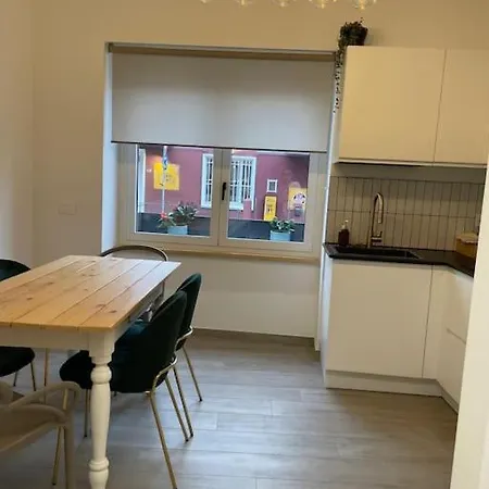 Casa Vacanze Daiva Arona Esterno foto